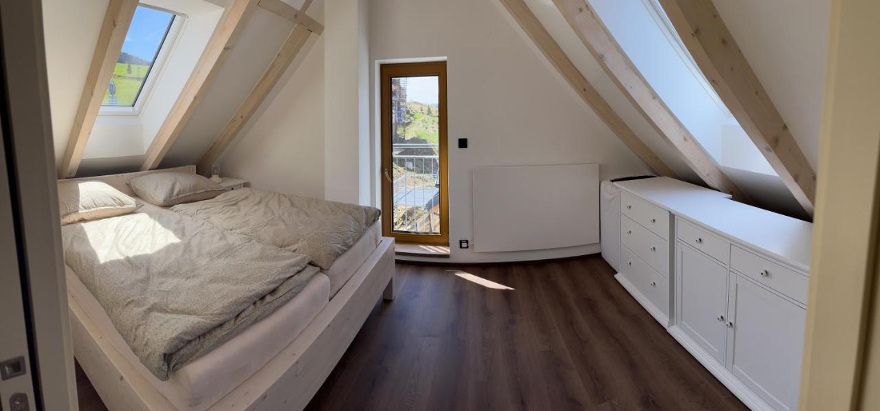 U Kralika, Apartman H, 3 Samostatne Loznice - Mezonet, Vlastni Parkovani, 50 Metru Od Vleku , Vysousece Bot V Lyzarne Dolní Morava Eksteriør billede